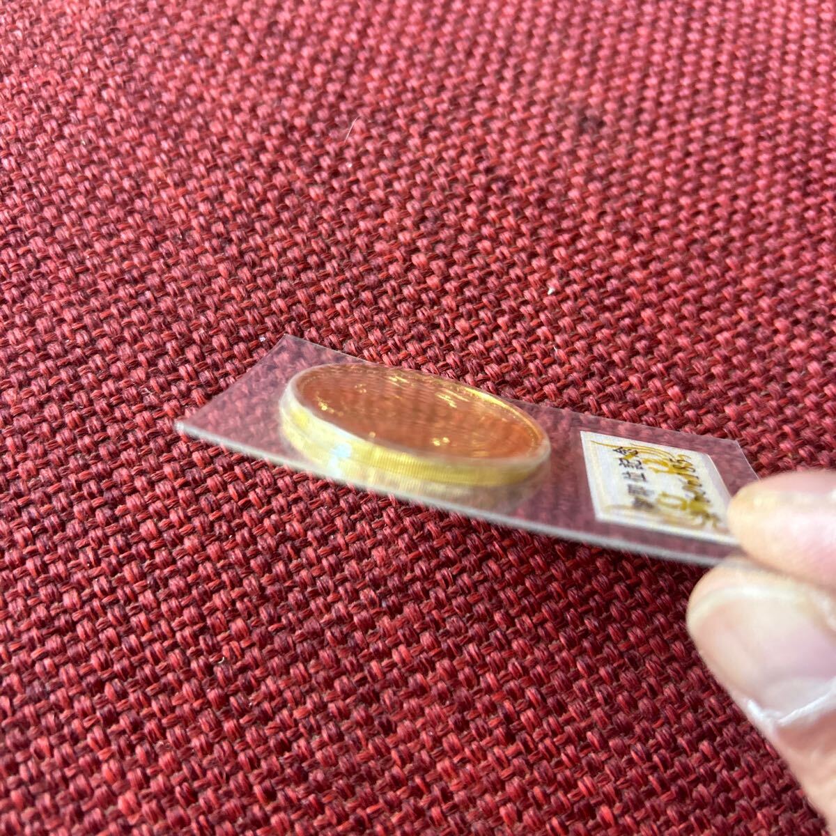 未開封・送料込》天皇陛下御即位記念記念硬貨 10万円金貨 純金 未開封・送料込》天皇陛下御即位記念記念硬貨 10万円金貨 純金