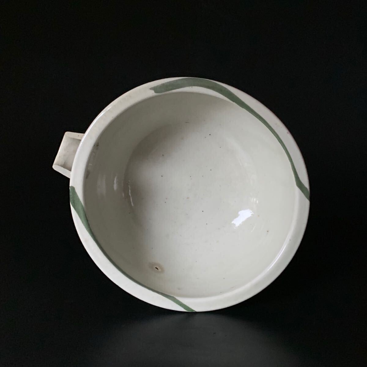 相馬焼】希少品 古相馬 大堀相馬焼 糠白釉 緑釉掛 片口 酒器 相馬焼】希少品 古相馬 大堀相馬焼 糠白釉 緑釉掛 片口 酒器