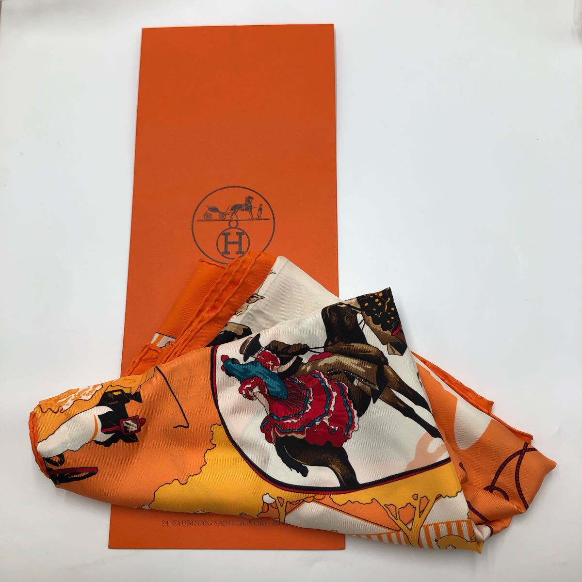 HERMES エルメス スカーフ FERIA DE SEVILLA セビリアの休日 HERMES エルメス スカーフ FERIA DE SEVILLA セビリアの休日
