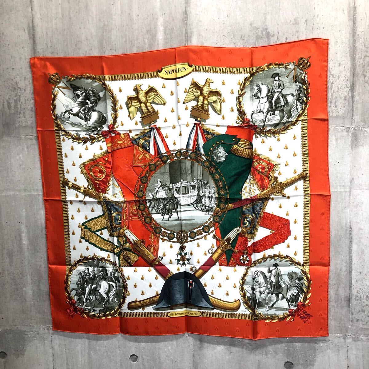 HERMES エルメス スカーフ カレ90 NAPOLEON ナポレオン シルク HERMES エルメス スカーフ カレ90 NAPOLEON ナポレオン シルク