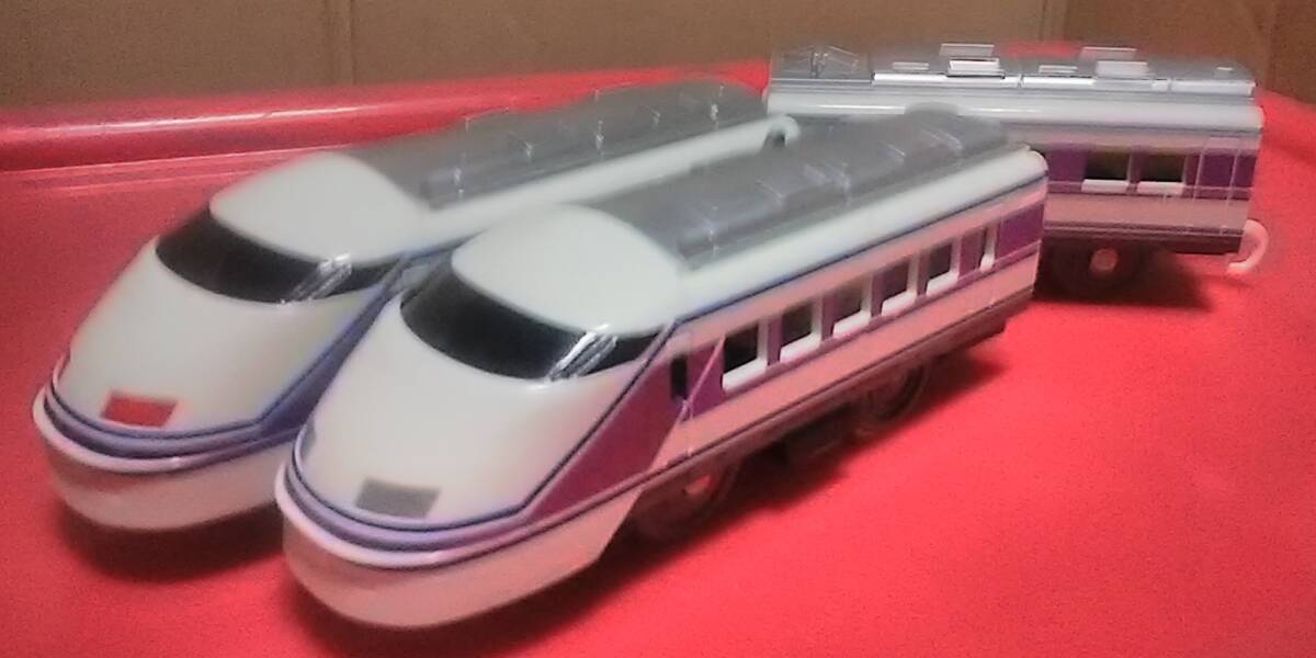  распроданный Plarail восток . Spacia .