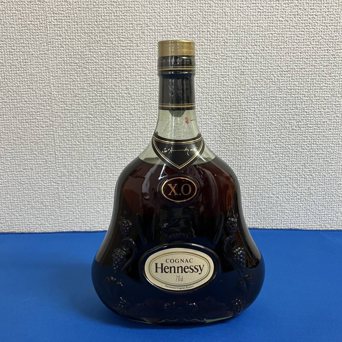 Hennessy XO ヘネシー 金キャップ グリーンボトル 700ml 未開栓 Hennessy XO ヘネシー 金キャップ グリーンボトル 700ml 未開栓