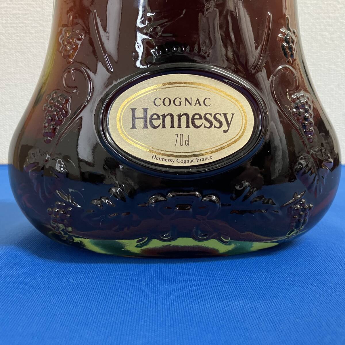 Hennessy XO ヘネシー 金キャップ グリーンボトル 700ml 未開栓 Hennessy XO ヘネシー 金キャップ グリーンボトル 700ml 未開栓