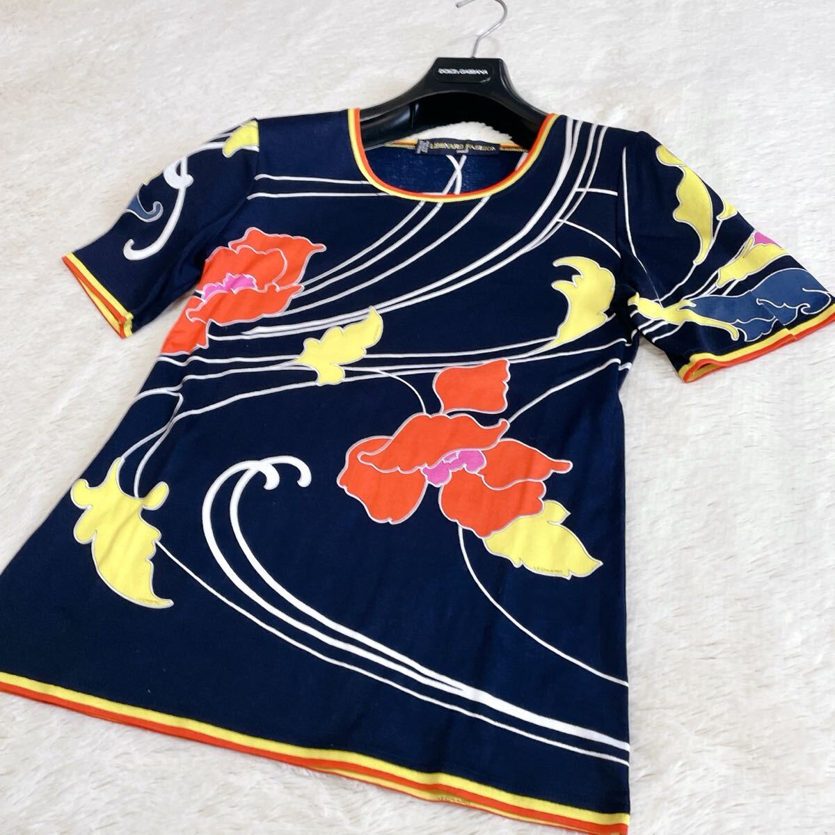 極美品 高級ライン LEONARD 花柄 セットアップ トップス 極美品 高級ライン LEONARD 花柄 セットアップ トップス