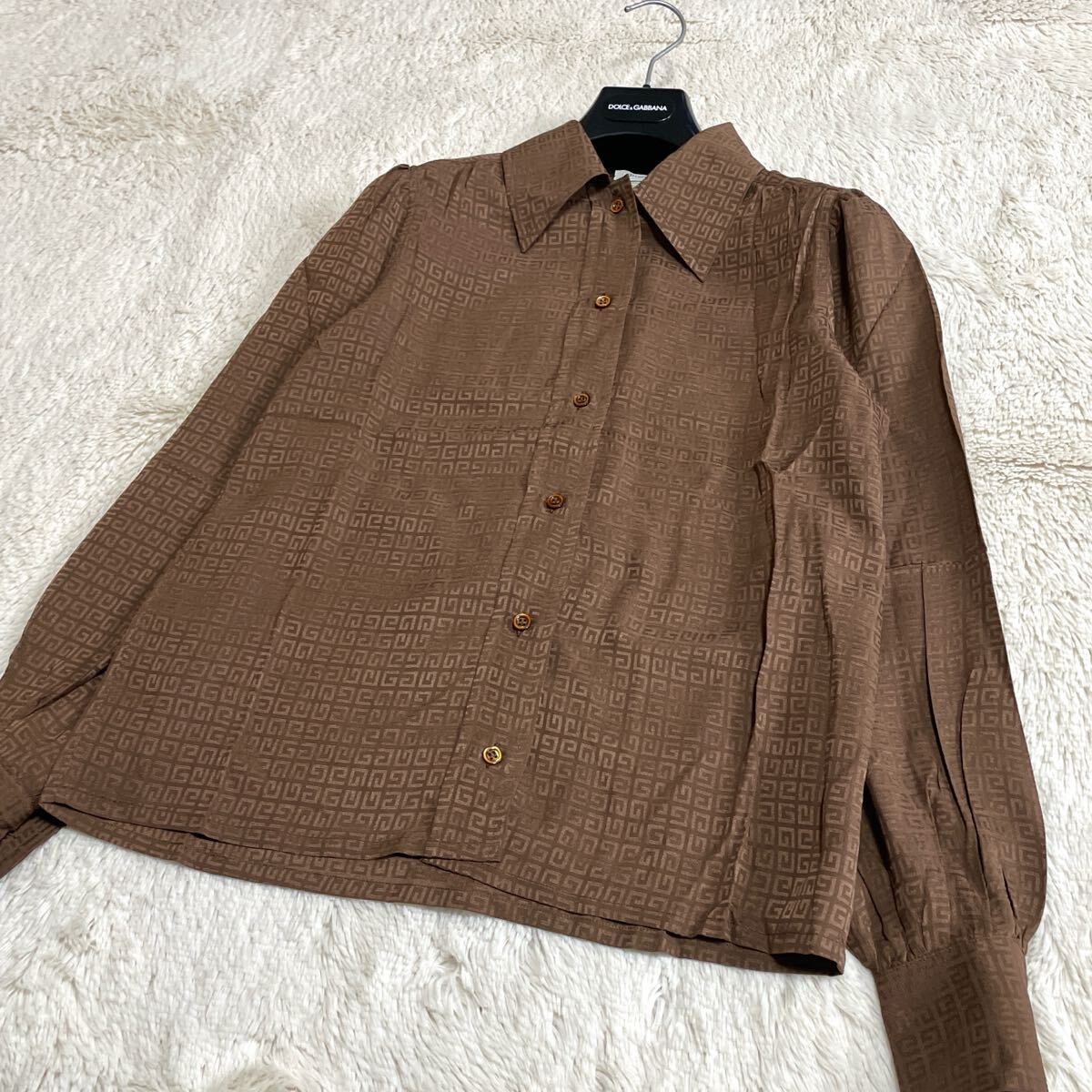 美品 GIVENCHY ジバンシー シルク100% 4G モノグラム 長袖シャツ 美品 GIVENCHY ジバンシー シルク100% 4G モノグラム 長袖シャツ