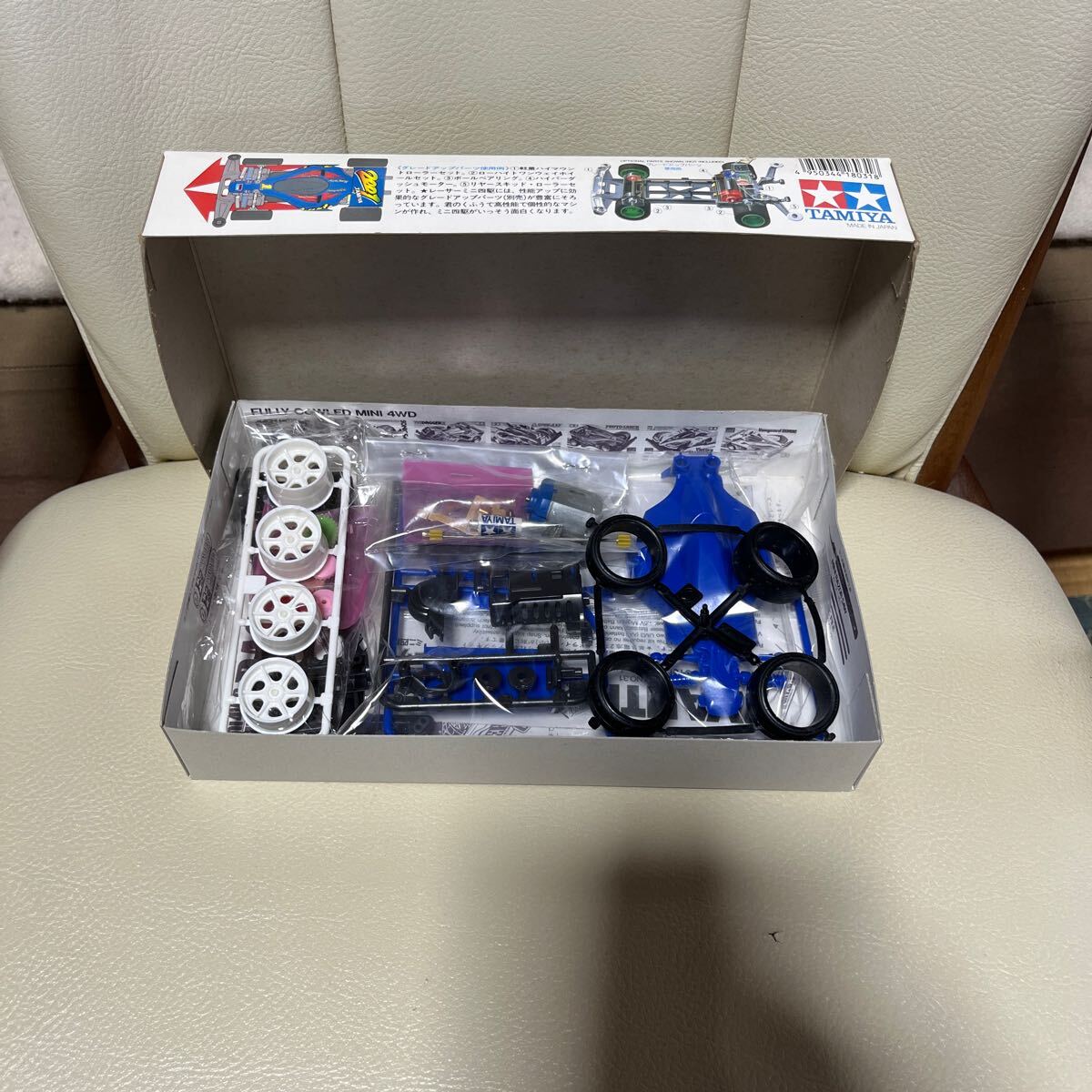 ミニ四駆 アバンテ2001Jr 当時物 未組立 日本製(ミニ四駆)|売買 ミニ四駆 アバンテ2001Jr 当時物 未組立 日本製(ミニ四駆)|売買