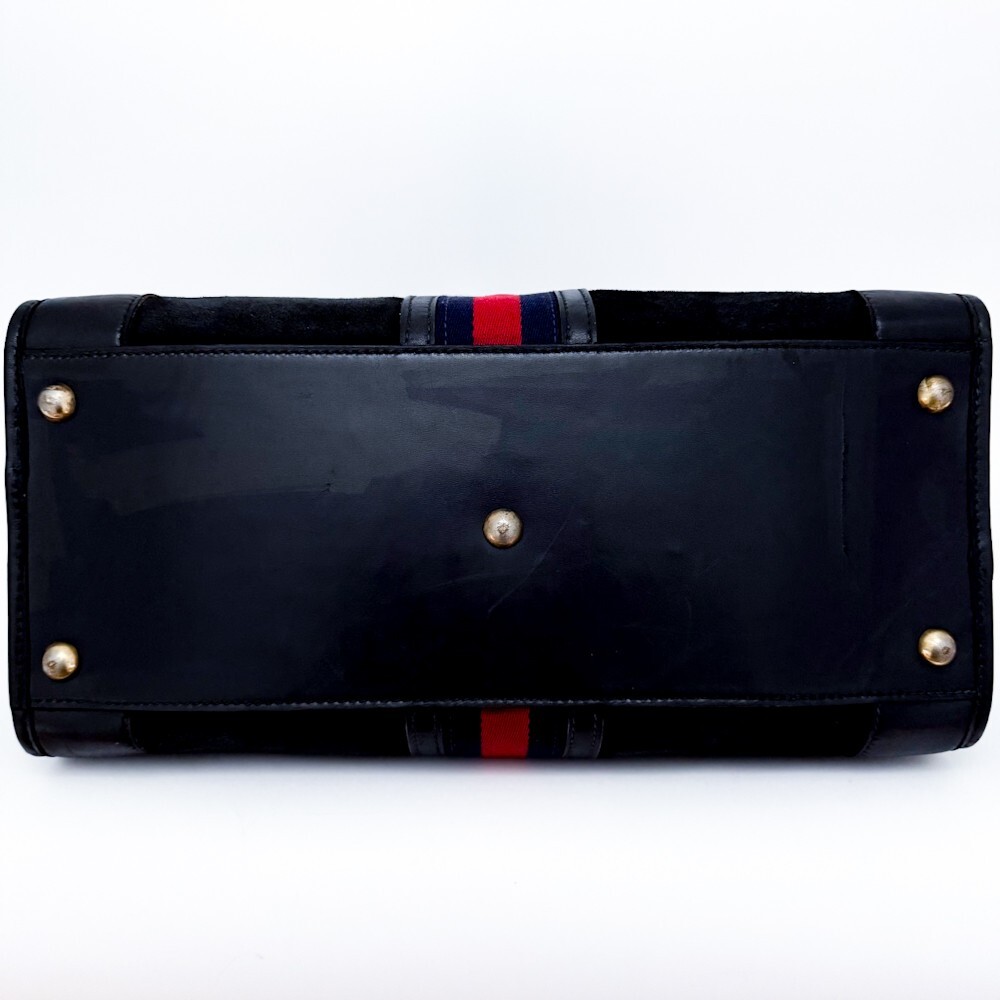 Yahoo!オークション - 1円 入手困難 超希少デザイン GUCCI Yahoo!オークション - 1円 入手困難 超希少デザイン GUCCI