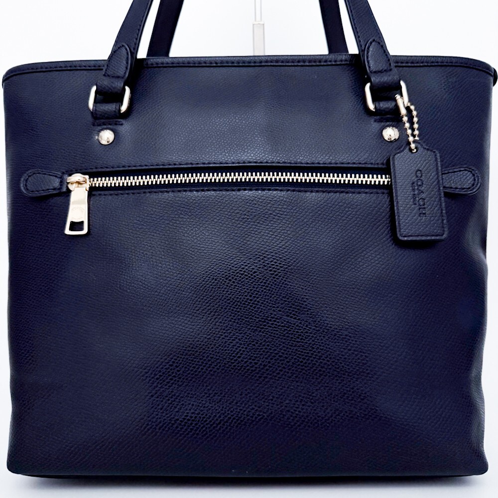 1円□超美品□入手困難色□COACH コーチ 型押しロゴ チャーム 1円□超美品□入手困難色□COACH コーチ 型押しロゴ チャーム