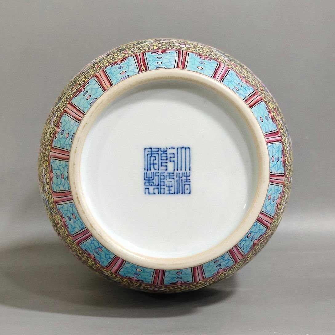 □観心・時代旧蔵□E4681清時代 乾隆年製 粉彩古月軒開光花鳥双 □観心・時代旧蔵□E4681清時代 乾隆年製 粉彩古月軒開光花鳥双
