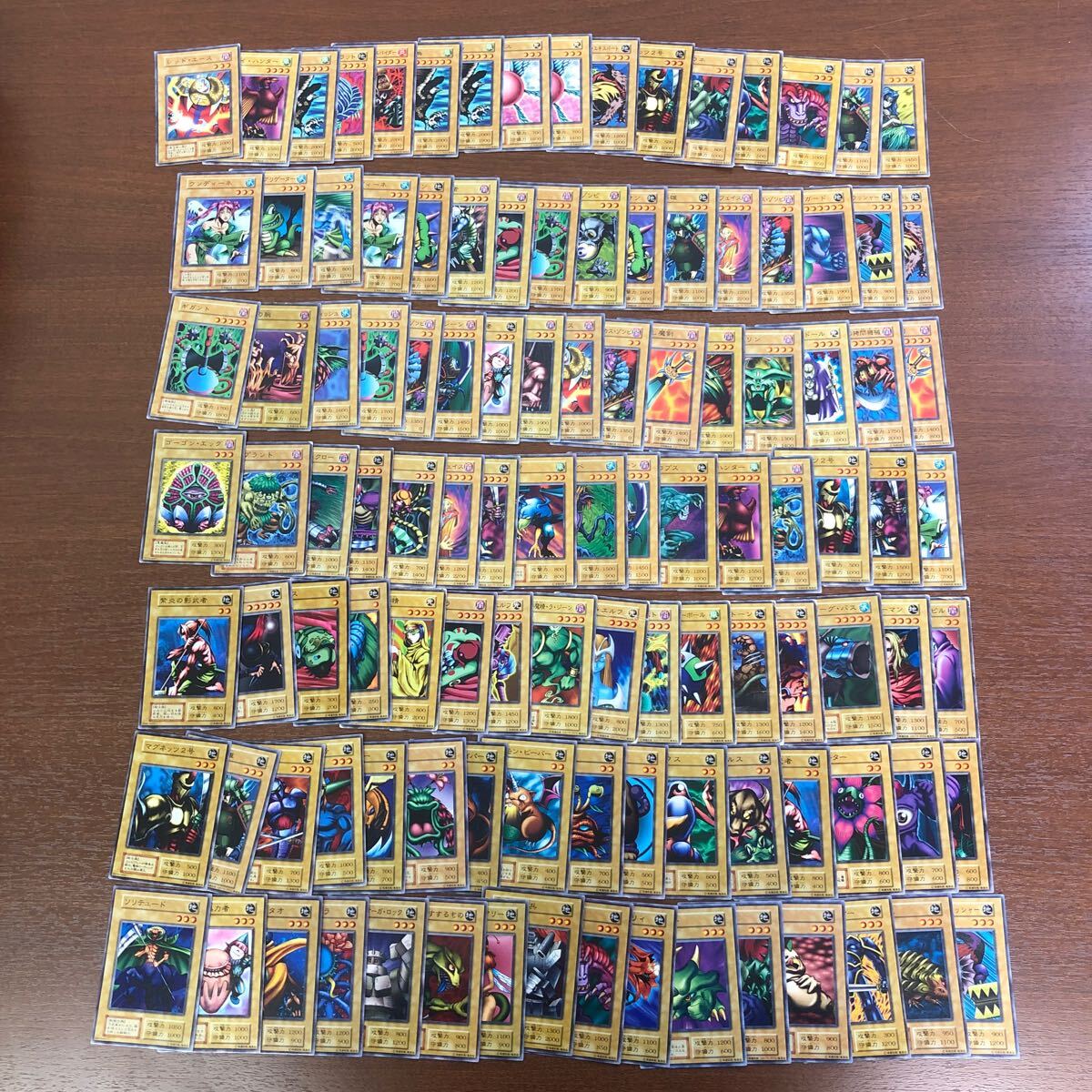 遊戯王 初期 型番無し ノーマルのみ 約1000枚 まとめ(まとめ売り 遊戯王 初期 型番無し ノーマルのみ 約1000枚 まとめ(まとめ売り