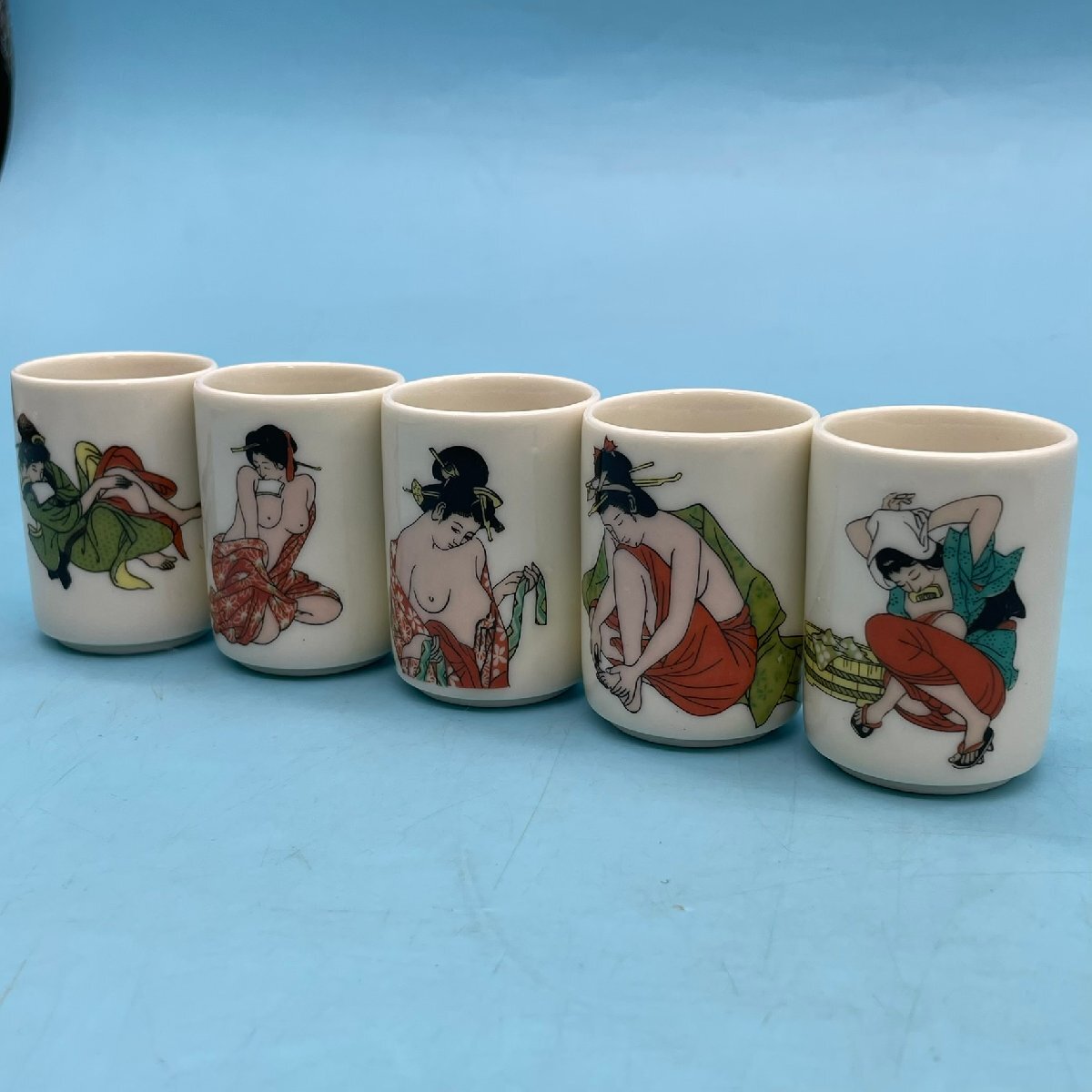 16903Q038】お猪口 浮世絵 5客 5個セット 酒器 美人画 ぐい呑 16903Q038】お猪口 浮世絵 5客 5個セット 酒器 美人画 ぐい呑