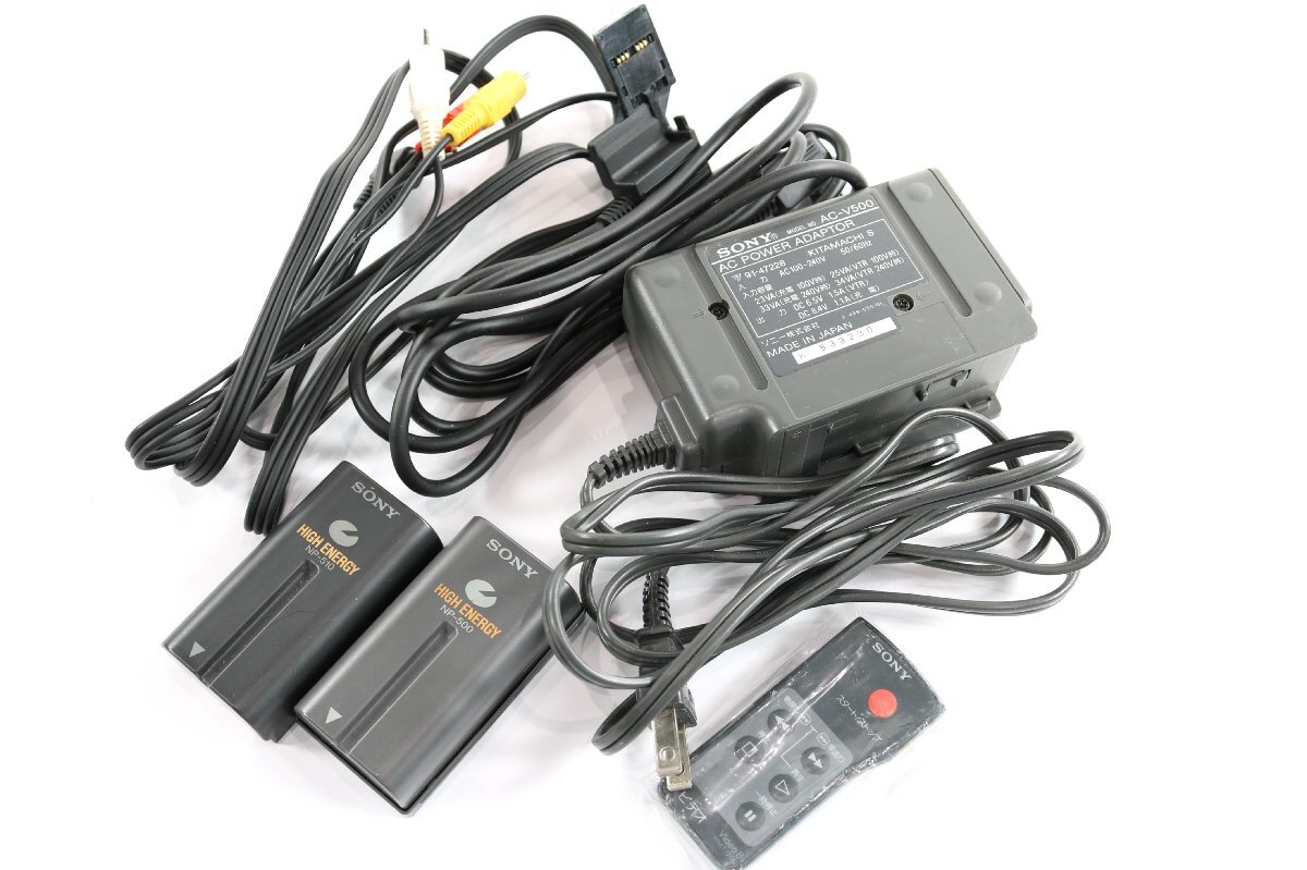SONY ソニー CCD-SC7 HANDYCAM ハンディカム video Hi8 8mm SONY ソニー CCD-SC7 HANDYCAM ハンディカム video Hi8 8mm