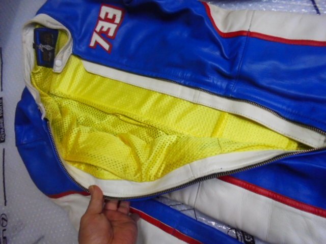 タカイ　革ツナギ Mサイズ　別棚 R7 4/23 T5