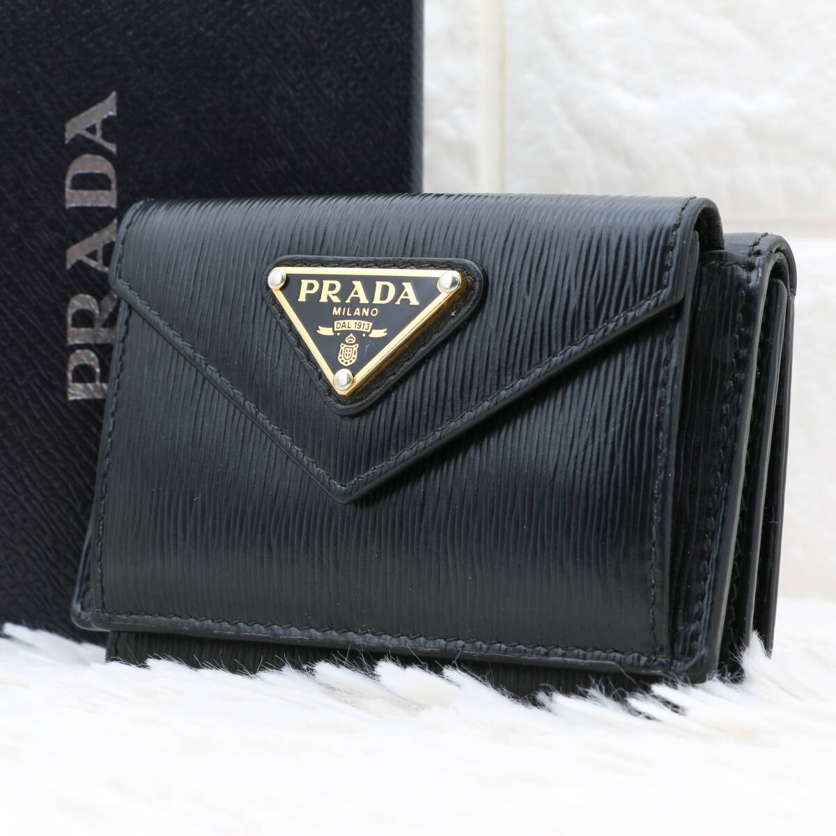 RFID搭載 PRADA プラダ ヴィッテロムーブ レザー 三角ロゴ RFID搭載 PRADA プラダ ヴィッテロムーブ レザー 三角ロゴ