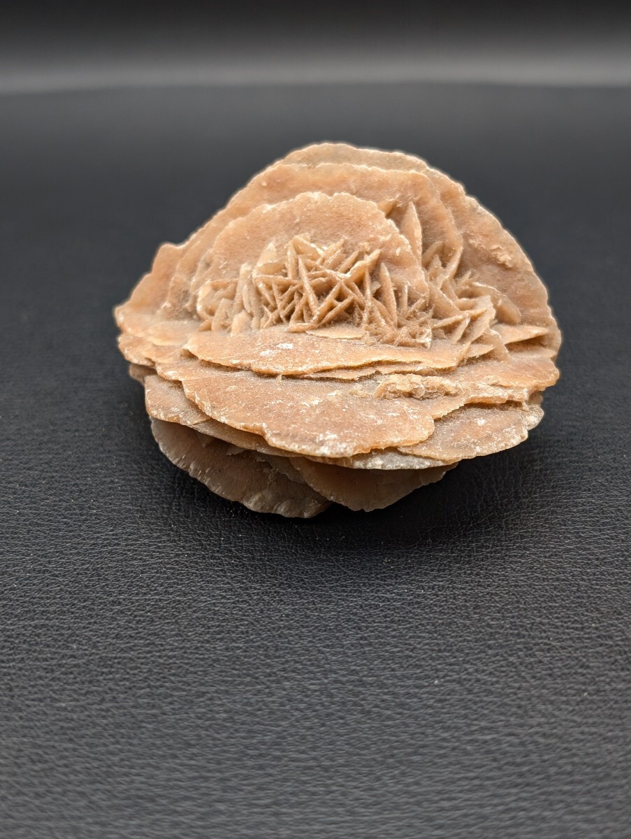 美品 保管品【天然石 砂漠の薔薇 デザートローズ 】サハラローズ 美品 保管品【天然石 砂漠の薔薇 デザートローズ 】サハラローズ