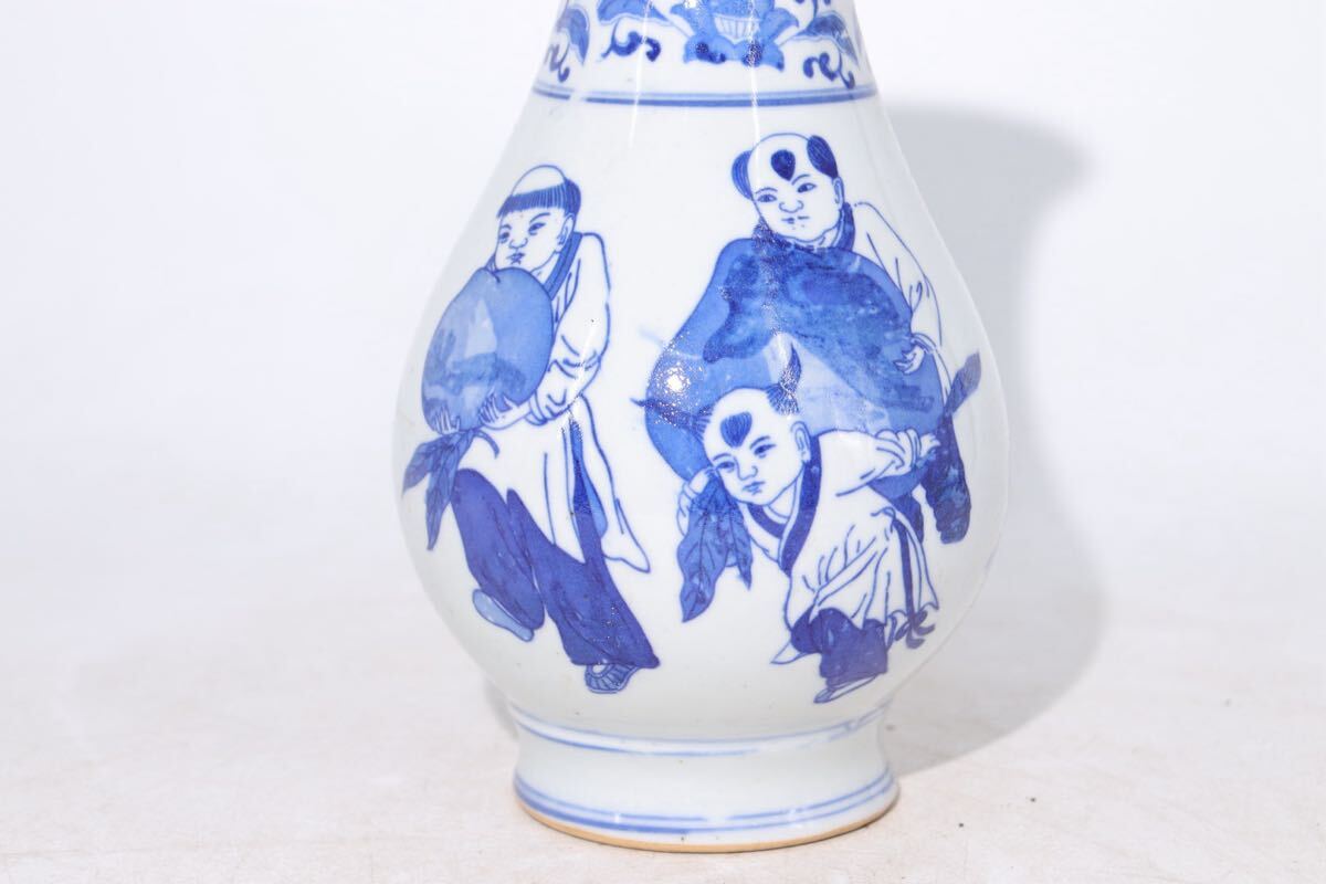 大清乾隆年製 款 染付 青花 稚児図 花瓶 / 中国美術 花器 壺 清 大清乾隆年製 款 染付 青花 稚児図 花瓶 / 中国美術 花器 壺 清
