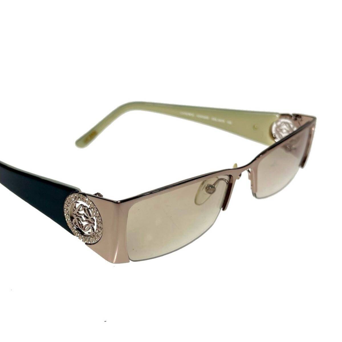 LOEWE アナグラム　サングラス　VLW320S　a654