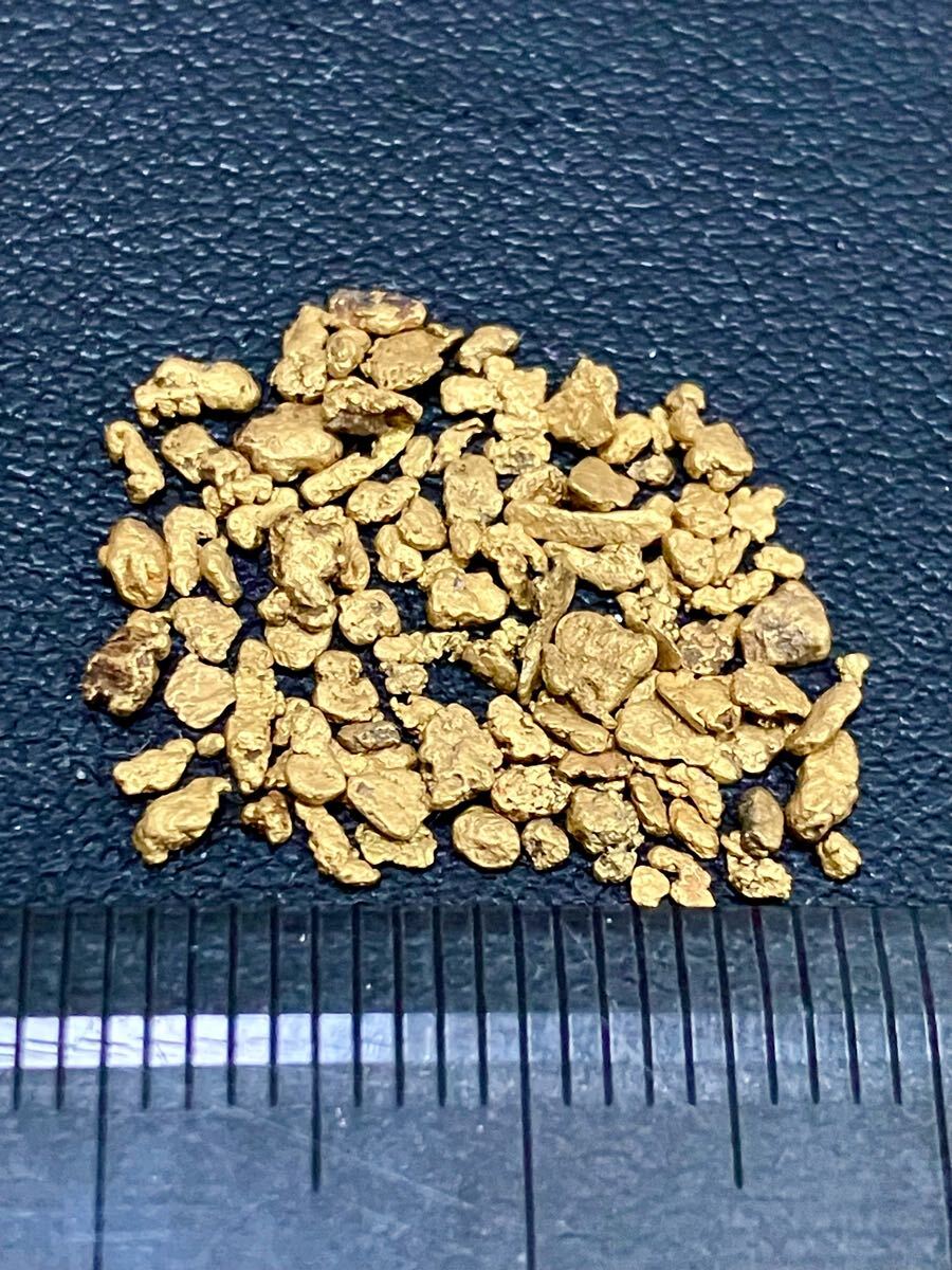 Yahoo!オークション - 3.37gの小さな砂金・薄片金とやや粒の