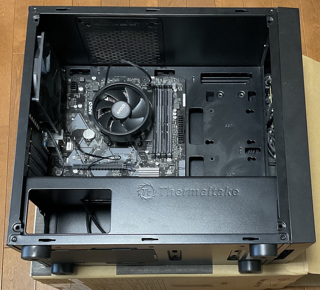 ASUS PRIME B450M-A /AMD Ryzen5 2400G/G.SKILL F4-3200C16D(DDR4-3200 8GBx2)/Thermaltake H18　おまけ付き　送料無料