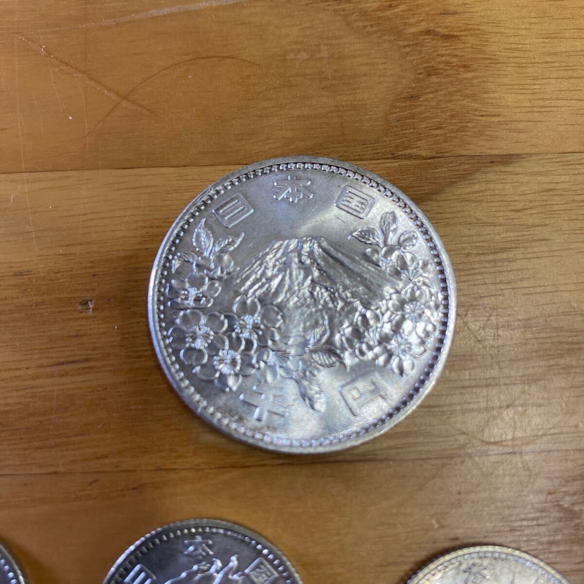 1964年東京オリンピック記念硬貨】1000円 100円×7枚 セット 1964年東京オリンピック記念硬貨】1000円 100円×7枚 セット