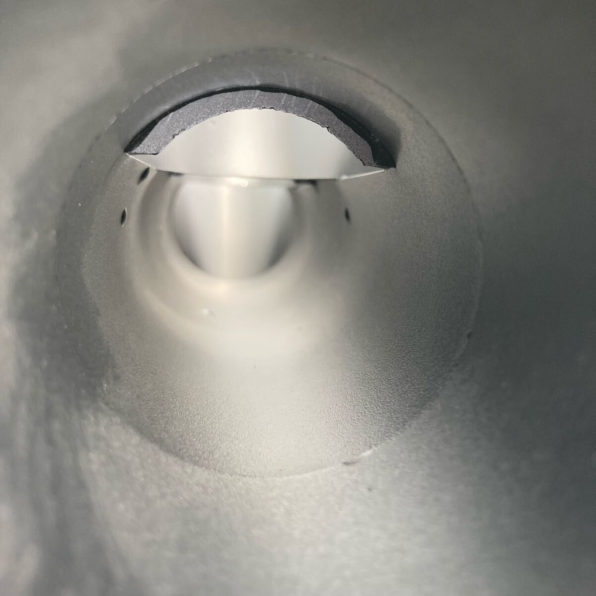 未使用品 汎用 スラッシュカット サイレンサー スリップオンマフラー ショートサイレンサー 3穴 _画像5