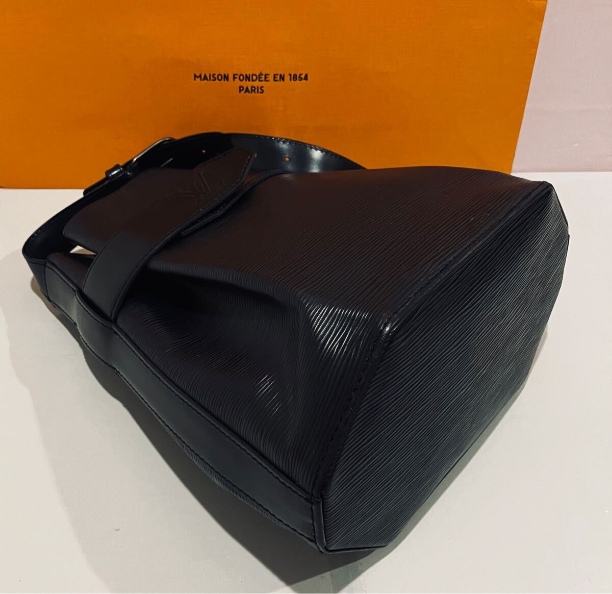 LOUIS VUITTON 極上美品 サックデポール ブラック バッグ ルイ LOUIS VUITTON 極上美品 サックデポール ブラック バッグ ルイ