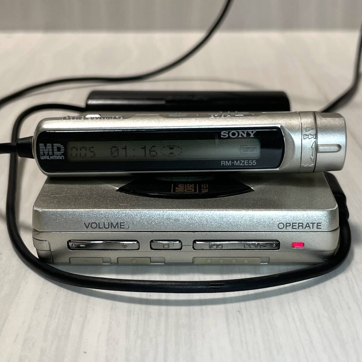 再生〇】SONY MDウォークマン MZ-E55 本体+リモコン ソニー 再生〇】SONY MDウォークマン MZ-E55 本体+リモコン ソニー