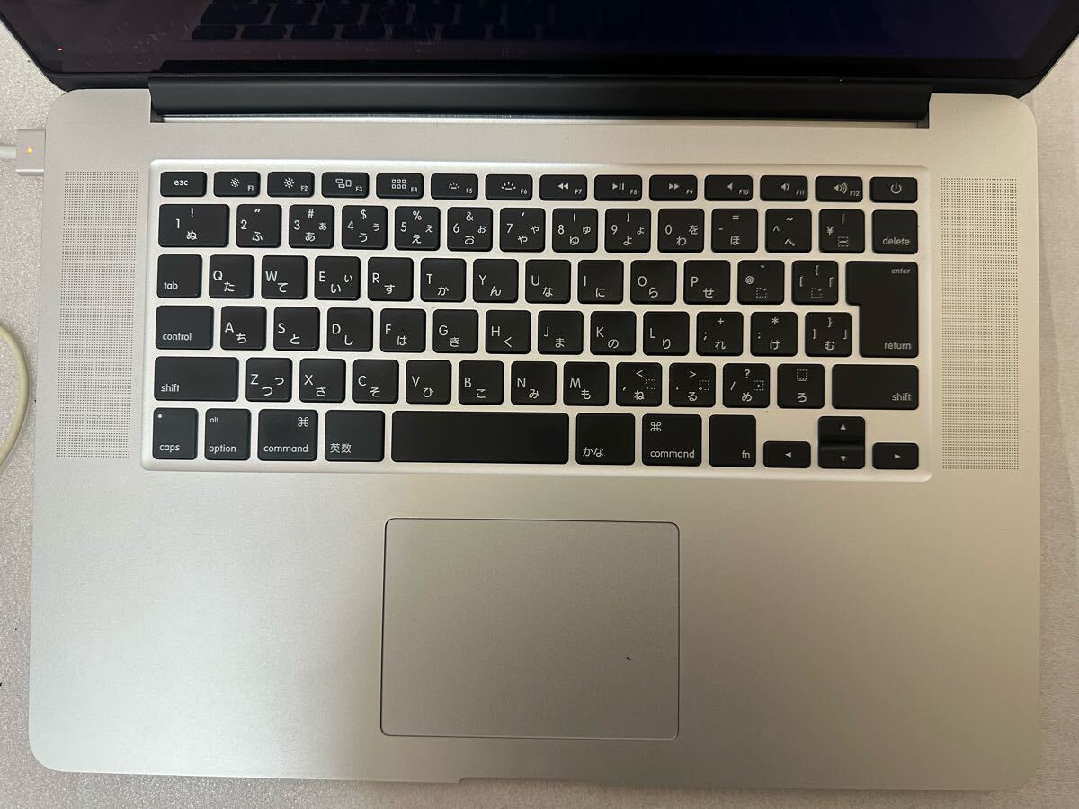 Apple MacBook Pro 15-inch A1398 MBP 15.4/2.5GHz/16GB/256GB Apple MacBook Pro 15-inch A1398 MBP 15.4/2.5GHz/16GB/256GB