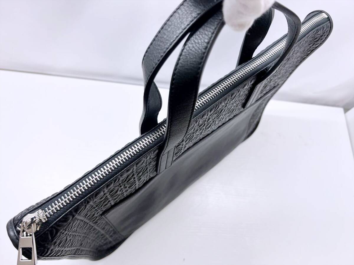 美品 LOEWE ロエベ アナグラムリピート 2WAY ブリーフケース 美品 LOEWE ロエベ アナグラムリピート 2WAY ブリーフケース