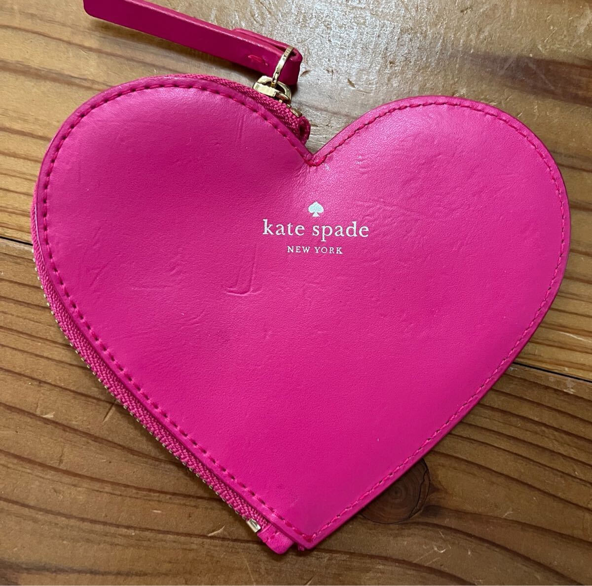 送料込み Kate spade ハート型 コインケース ケイトスペード 送料込み Kate spade ハート型 コインケース ケイトスペード