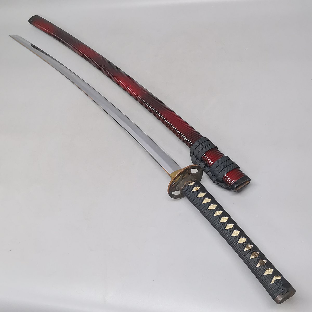 模造刀 居合刀 千段刻鞘 鉄鍔 透かし鐔 鮫皮 日本刀 拵 目貫 模造刀 居合刀 千段刻鞘 鉄鍔 透かし鐔 鮫皮 日本刀 拵 目貫