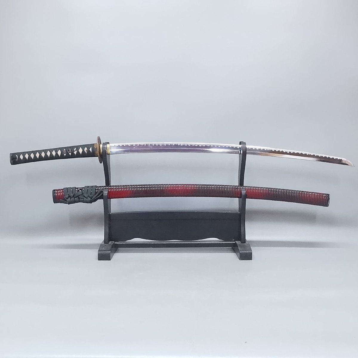 模造刀 居合刀 千段刻鞘 鉄鍔 透かし鐔 鮫皮 日本刀 拵 目貫 模造刀 居合刀 千段刻鞘 鉄鍔 透かし鐔 鮫皮 日本刀 拵 目貫