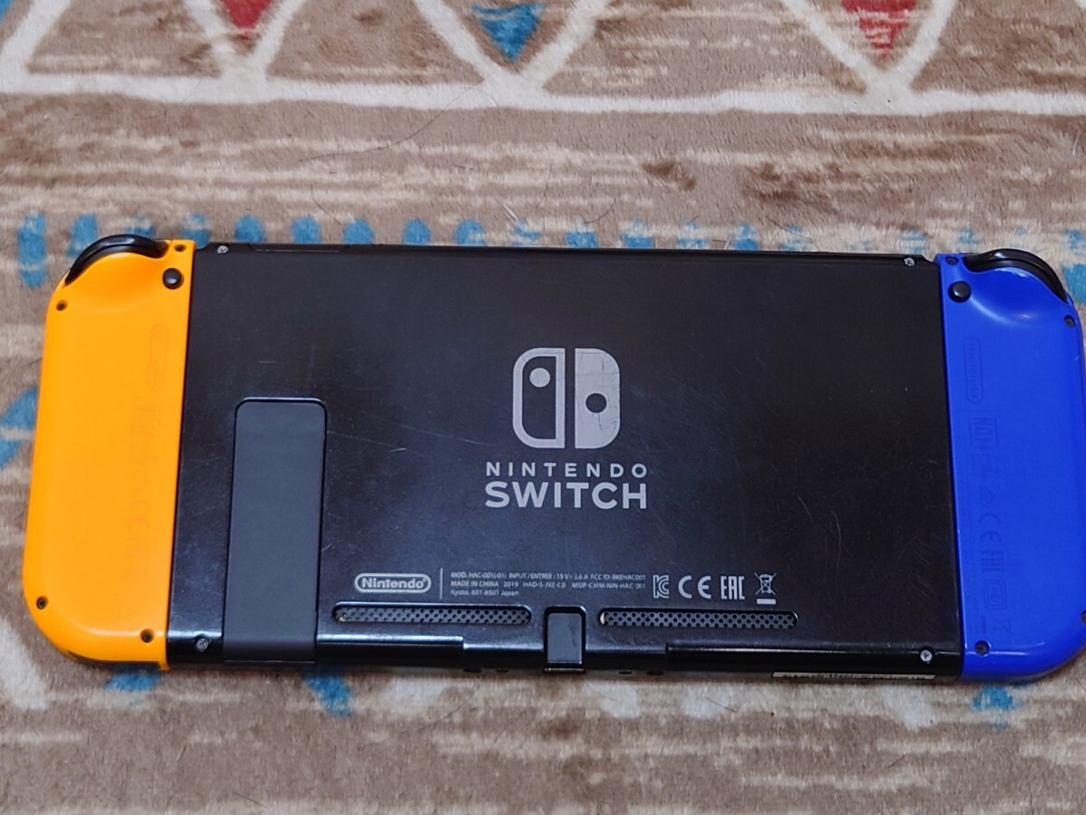 Nintendo Switch 新型 本体 Joy-Con ジョイコン 2019年製 Nintendo Switch 新型 本体 Joy-Con ジョイコン 2019年製