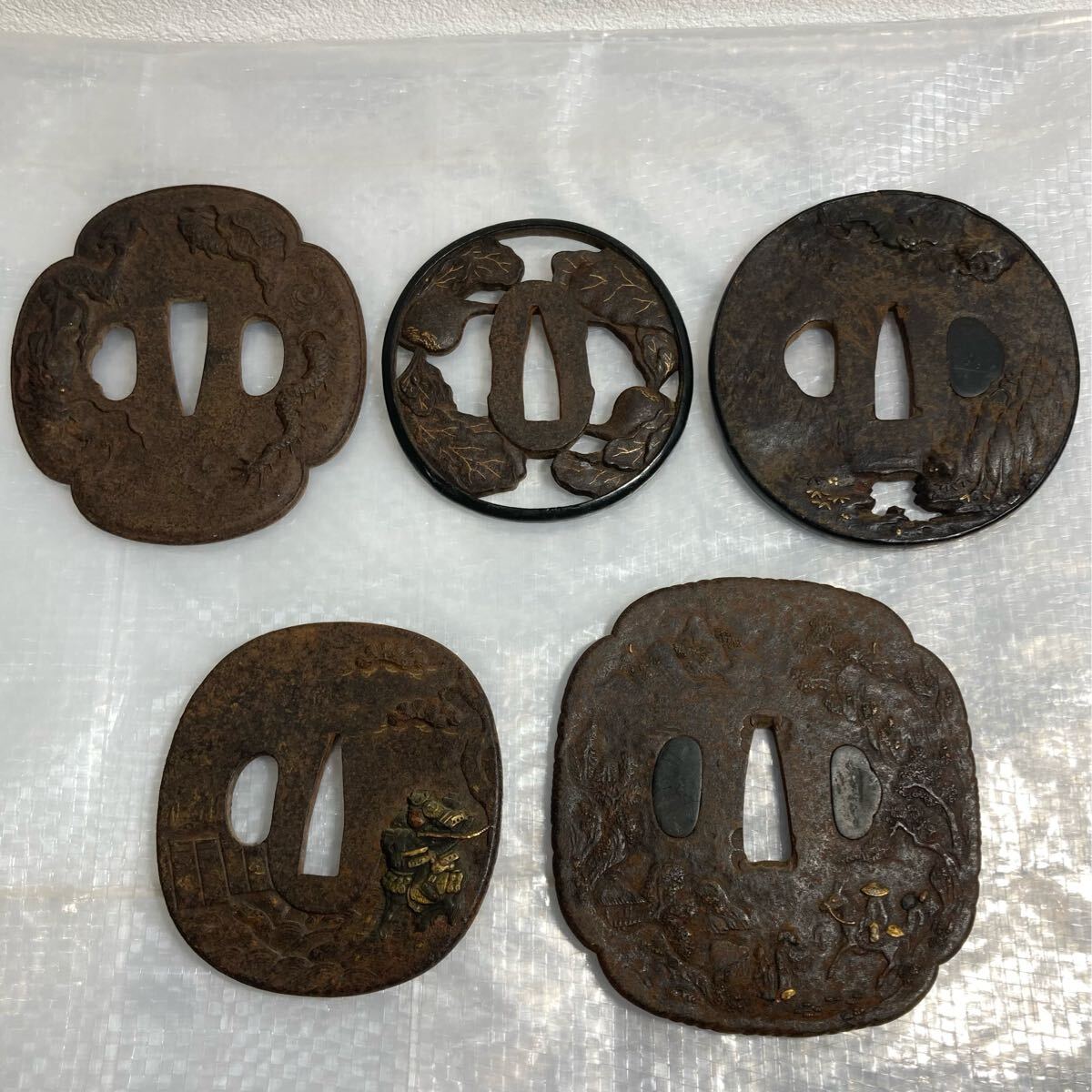 1円スタート 鍔 刀装具 刀鍔 アンティーク 日本刀 骨董品 5点 1円スタート 鍔 刀装具 刀鍔 アンティーク 日本刀 骨董品 5点