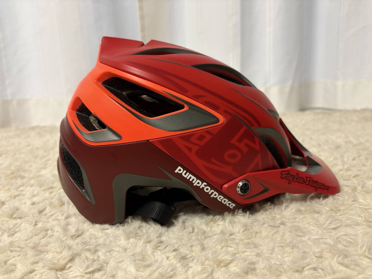 Troy Lee Designs A3 MIPS Pump For Peace Helmet MTB (M/L Troy Lee Designs A3 MIPS Pump For Peace Helmet MTB (M/L
