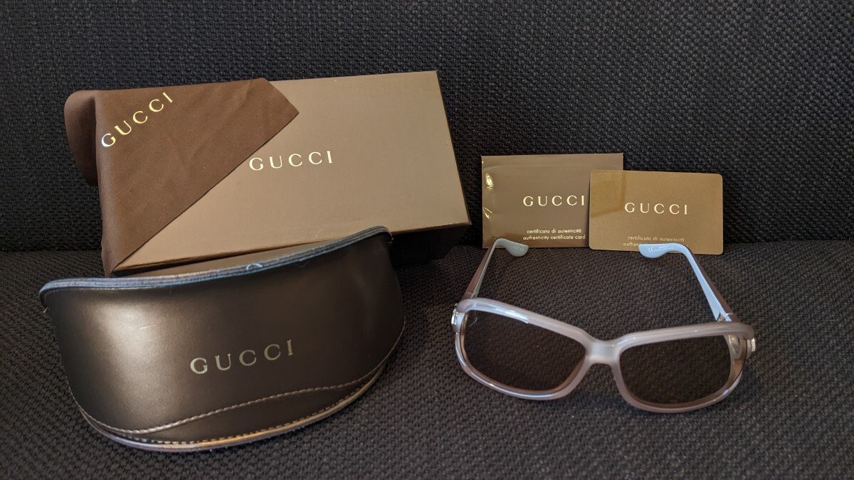 GUCCI グッチ サングラス インターロッキングG グレージュ GUCCI グッチ サングラス インターロッキングG グレージュ