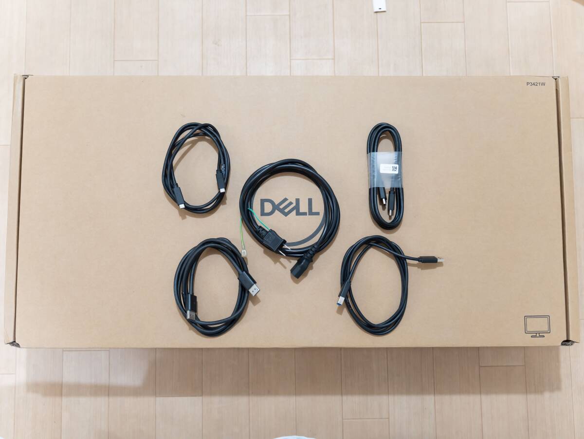 Dell P3421W 34インチワイド 曲面USB-Cモニター UWQHD Dell P3421W 34インチワイド 曲面USB-Cモニター UWQHD