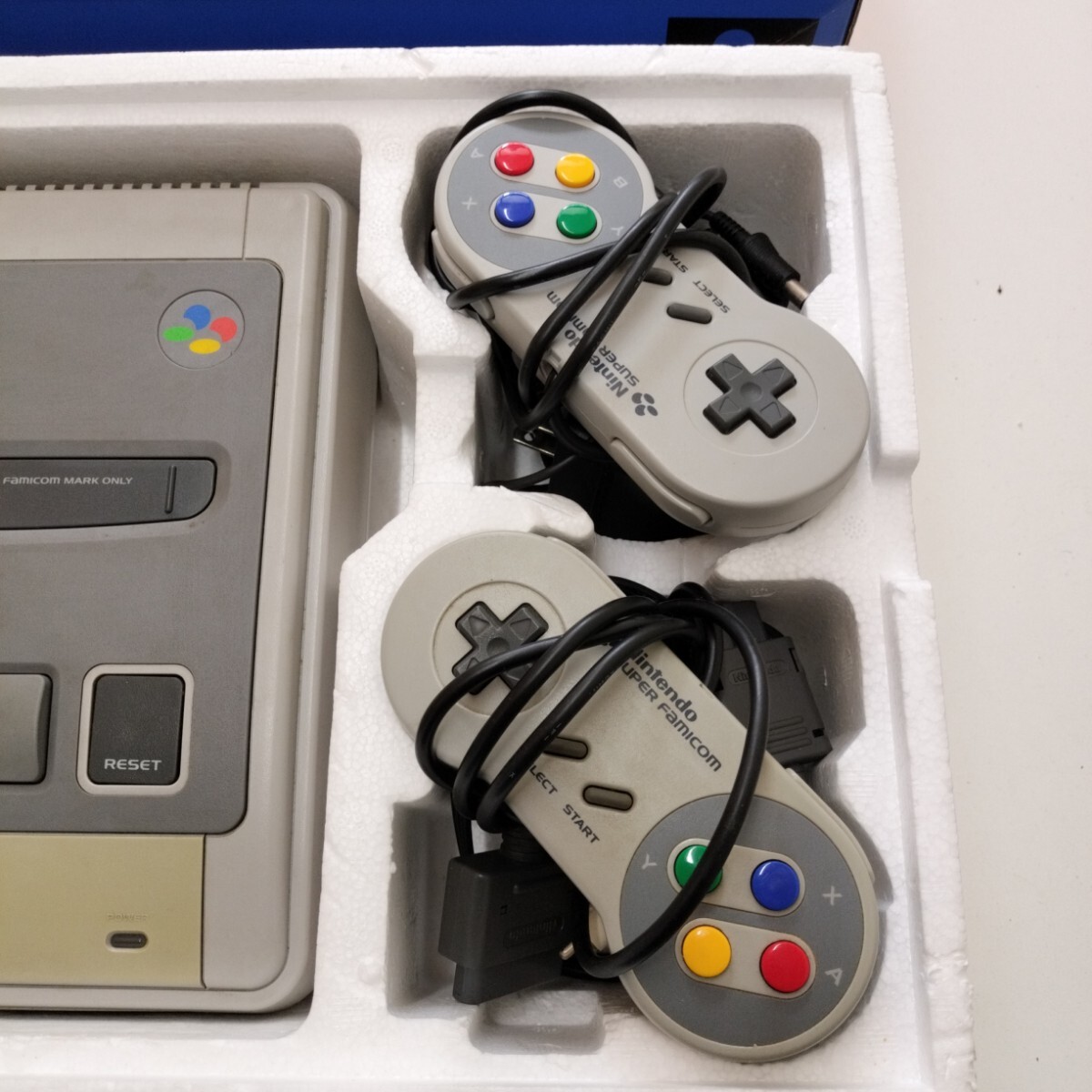 SUPER FAMICON スーパーファミコン スーファミ 箱付き 説明書 SUPER FAMICON スーパーファミコン スーファミ 箱付き 説明書