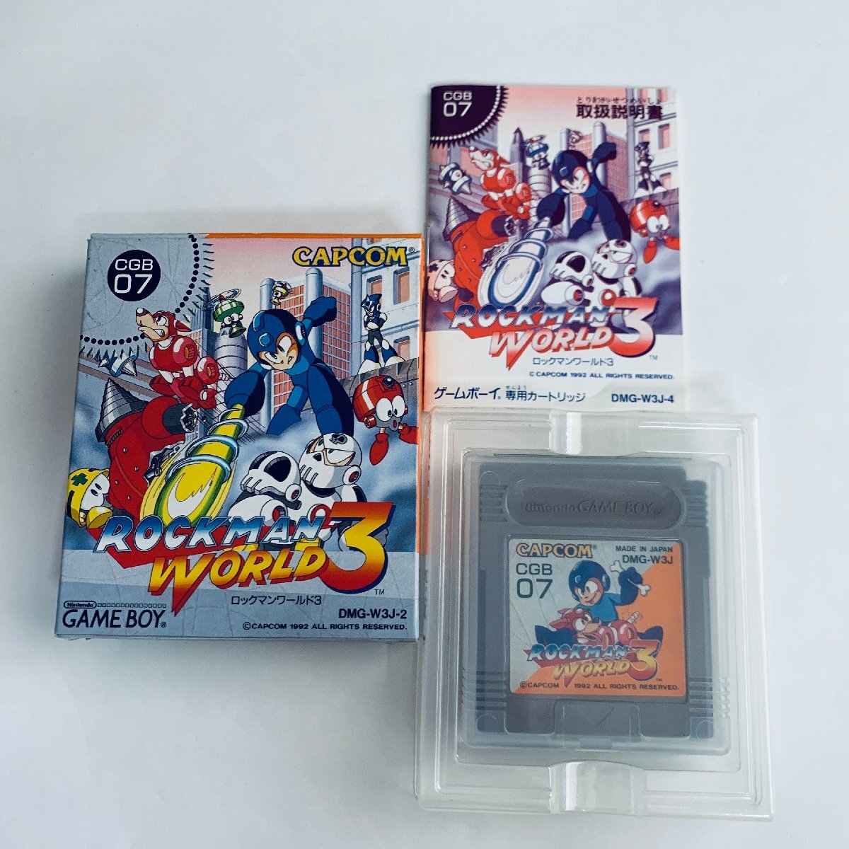 1円出品 GB ゲームボーイ ロックマンワールド3 ソフト 箱説付 1円出品 GB ゲームボーイ ロックマンワールド3 ソフト 箱説付