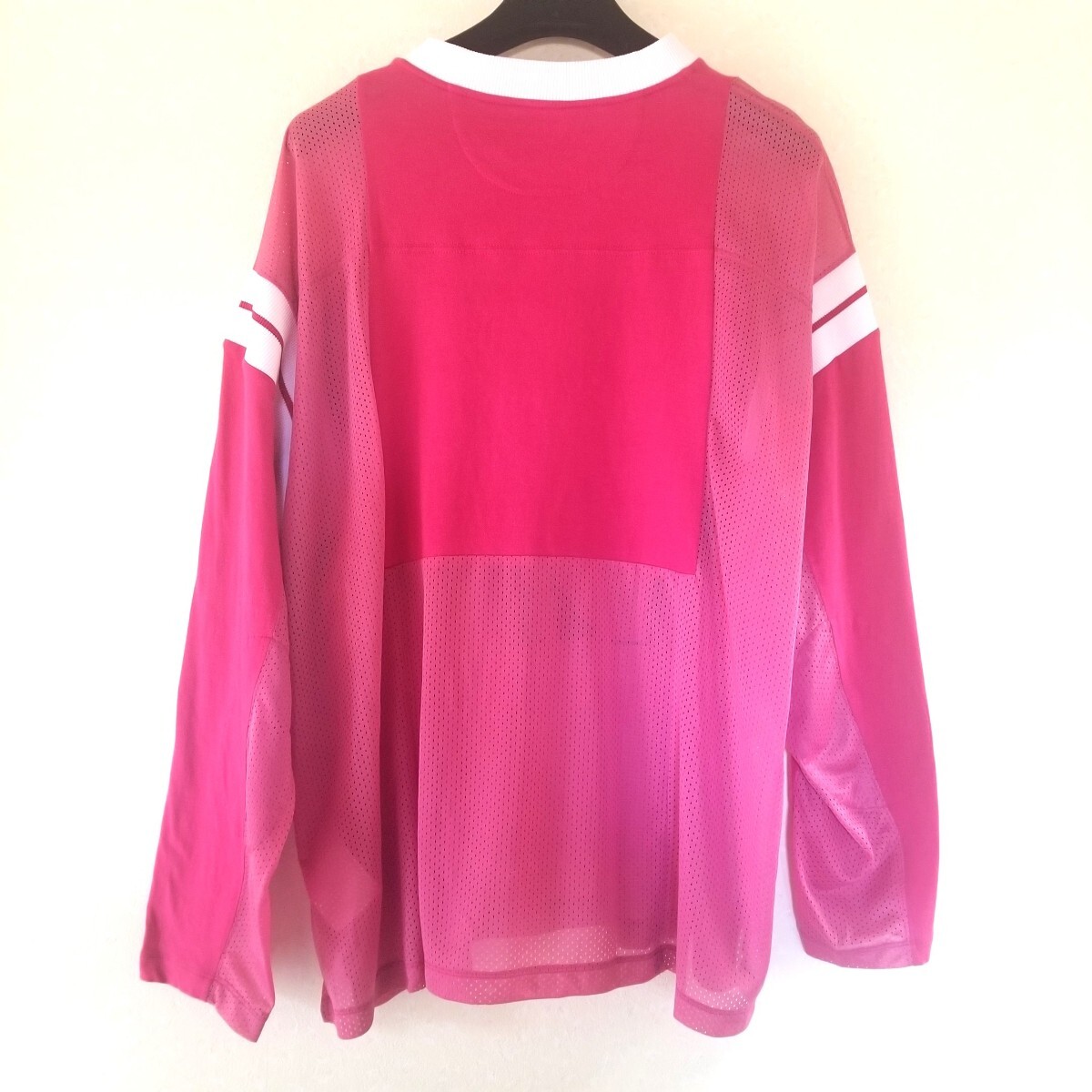VALENTINO VLTN ロゴ メッシュ トップス|Yahoo!フリマ(旧 VALENTINO VLTN ロゴ メッシュ トップス|Yahoo!フリマ(旧