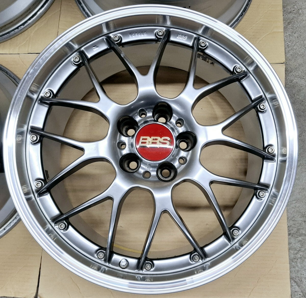 極上品】BBS RS-GT ホイール 19インチ 8.5J 114.3 鍛造 スバル 極上品】BBS RS-GT ホイール 19インチ 8.5J 114.3 鍛造 スバル