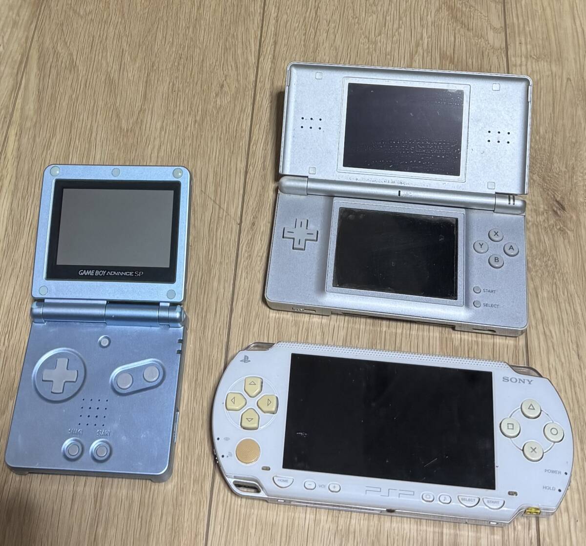 ☆ゲームボーイアドバンスSP☆PSP-1000☆dslite☆3台☆ジャンク ☆ゲームボーイアドバンスSP☆PSP-1000☆dslite☆3台☆ジャンク