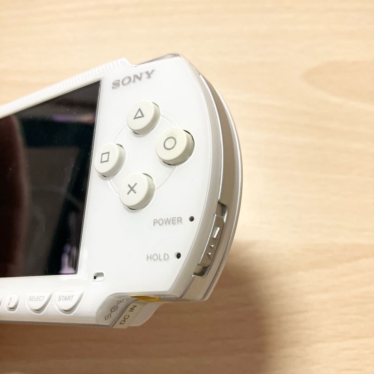 SONY PSP-1000 ホワイト プレイステーションポータブル SONY PSP-1000 ホワイト プレイステーションポータブル