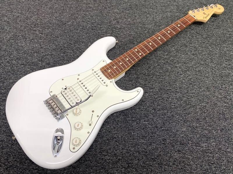 美品◆ Fender Player Stratocaster HSS 2022◆ フェンダー　メキシコ制 ストラトキャスター　ソフトケース付屬です? 中古品
