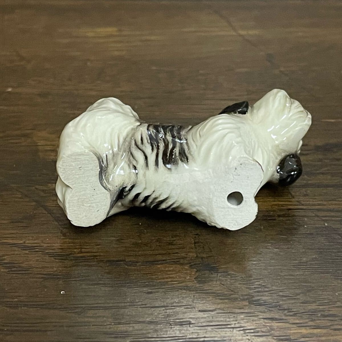 ミニチュア 陶器の小さな犬 シーズー ヘイゲンリネカー フィギュ ミニチュア 陶器の小さな犬 シーズー ヘイゲンリネカー フィギュ