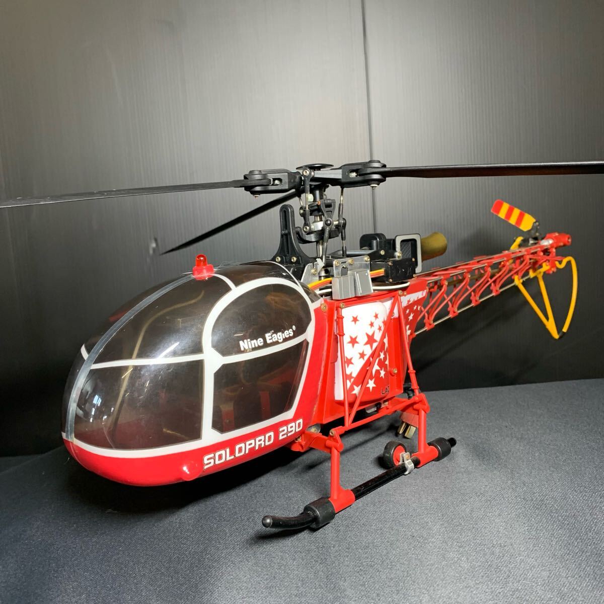 ラジコン ヘリコプター 全長約46cm Nine Eagles ナインイーグル ラジコン ヘリコプター 全長約46cm Nine Eagles ナインイーグル