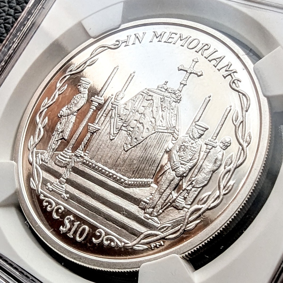 ☆1円スタート 世界7枚 銀貨 2002年 イギリス領バージン諸島 皇 ☆1円スタート 世界7枚 銀貨 2002年 イギリス領バージン諸島 皇