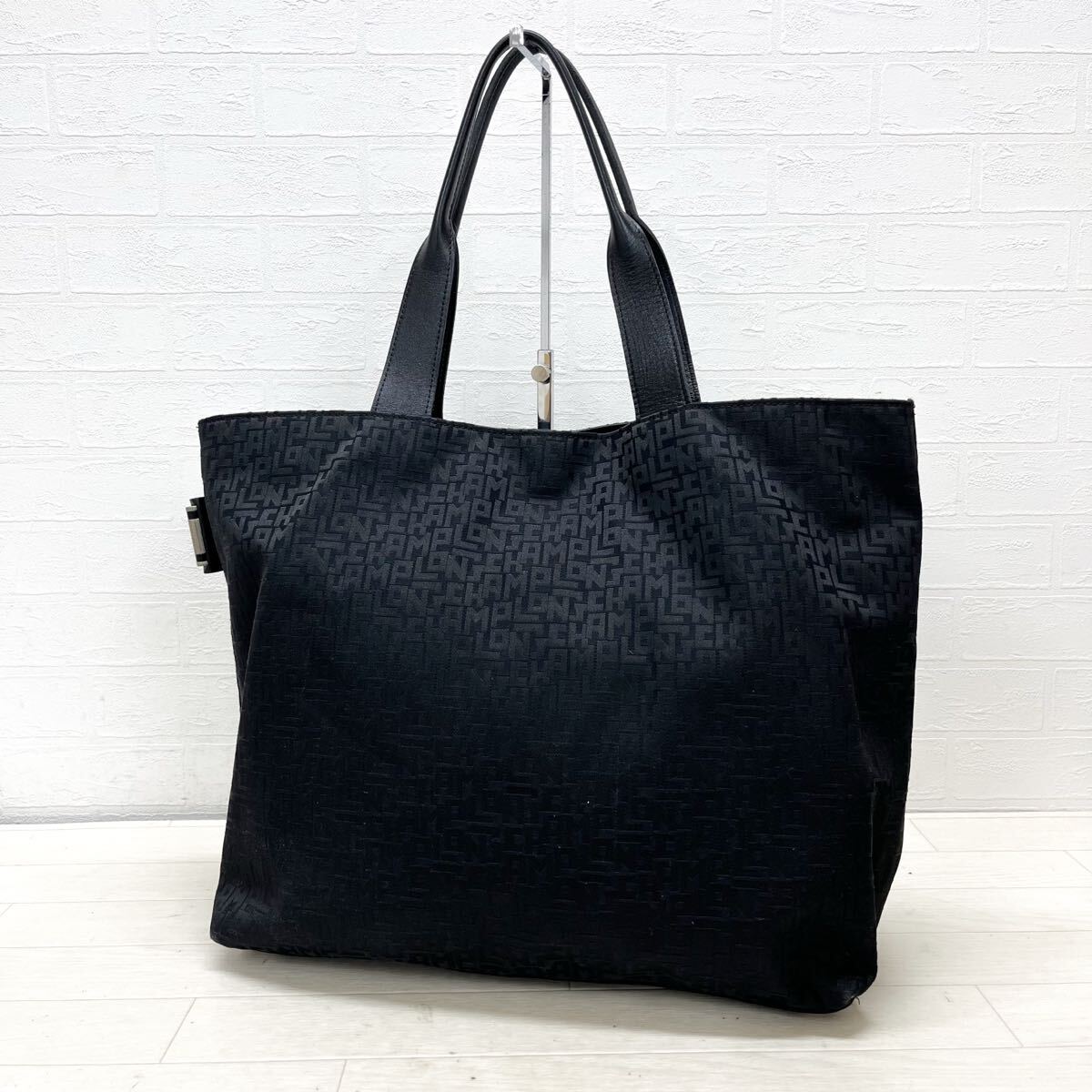K22★ LONGCHAMP ロンシャン ビッグ トートバッグ 肩掛けバッグ ロゴ柄 総柄 ブラック レディース