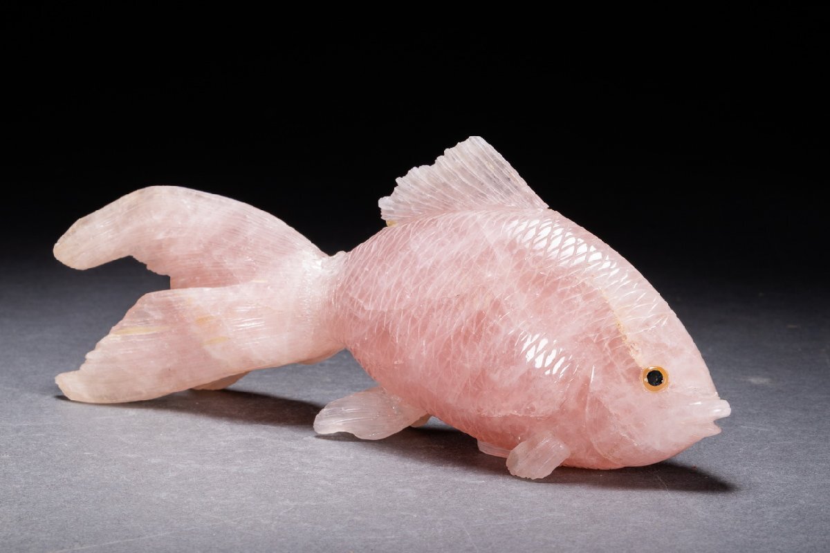 善古堂】中国伝来 美術品 天然粉水晶 金魚紋彫物 インテリア 善古堂】中国伝来 美術品 天然粉水晶 金魚紋彫物 インテリア