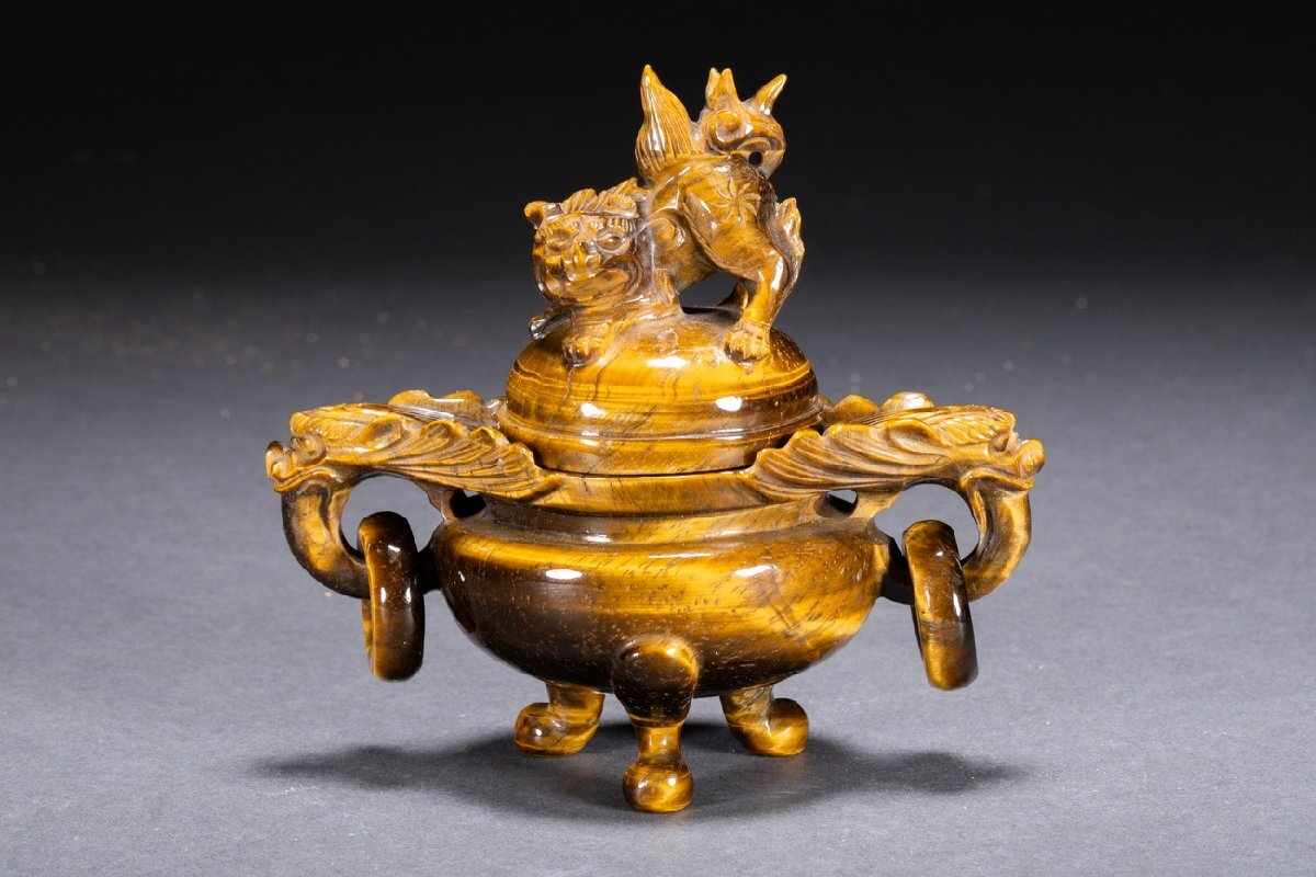 善古堂】某収集家放出品 時代物 中国伝来 虎目石 双龍耳香爐 善古堂】某収集家放出品 時代物 中国伝来 虎目石 双龍耳香爐